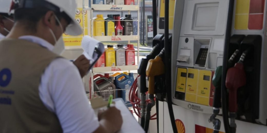 Personal-del-MEM-y-la-Diaco-mantienne-operativos-en-los-expendios-de-combustible.-e1648498717259