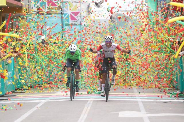 Cesar Guavita del equipo Team Best PC es el ganador de la segunda etapa de la Vuelta Bantrab 2026