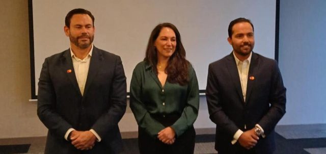 Las remesas no son dinero: Son la forma en que millones de familias en Guatemala se cuidan a la distancia