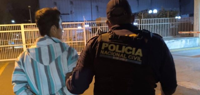 Atacó con cuchillo a su padre para poder ingresar a la pandilla del Barrio 18