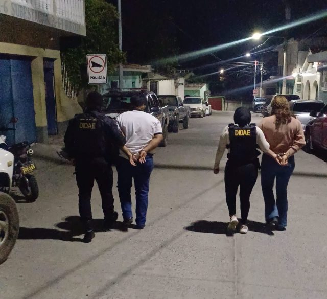 Capturados por venta ilegal de armas de fuego y municiones en Quezada Jutiapa