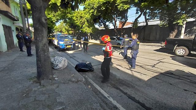 Abandonan restos humanos en vía pública de La Reformita en zona 12 capitalina