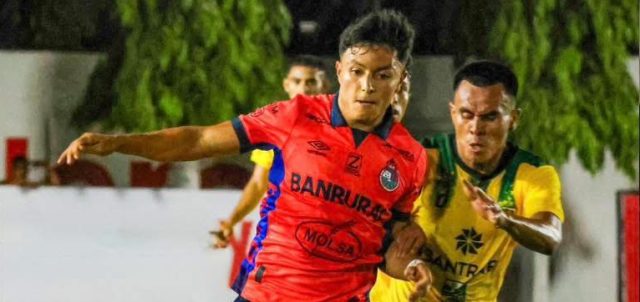 Municipal derrota a Guastatoya en un partido sin alegrías