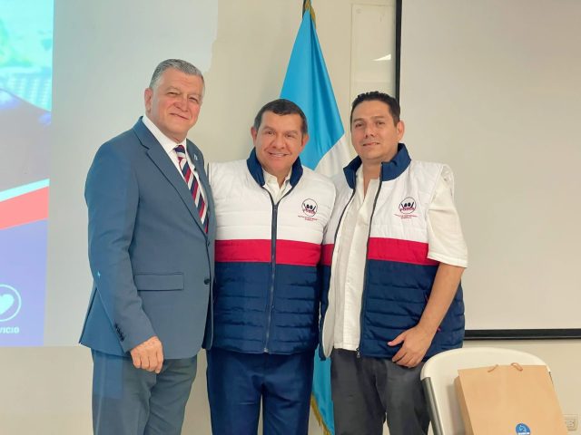 Tono Coro se une a PODER para apoyar la precandidatura presidencial de Oscar Rodolfo Castañeda