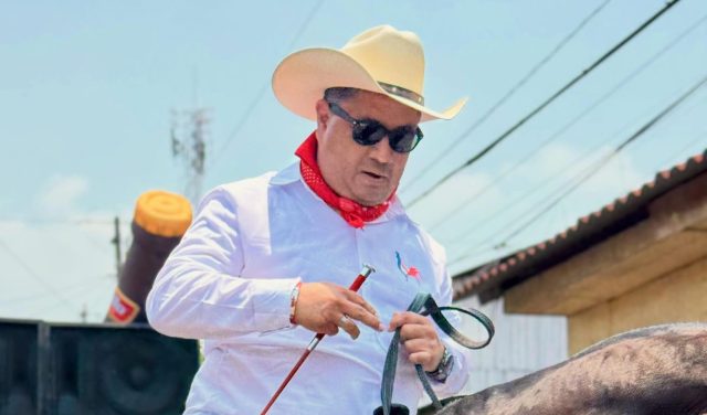 Diputado Víctor Valenzuela se une al partido Nosotros