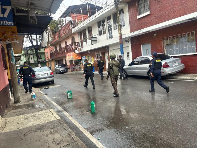 Fuerzas de seguridad incursionan en sectores de La Verbena