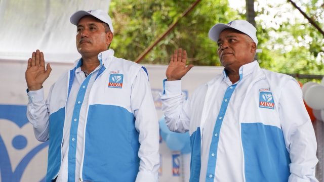 VIVA realiza exitosa jornada de juramentación y afiliación en las Cruces, Petén