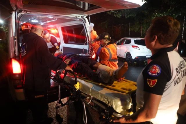 Policías se enfrentan a balazos contra sicarios responsables de asesinato en la Verbena