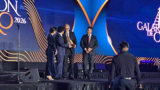 El CHN recibe Galardón de Oro del FHA