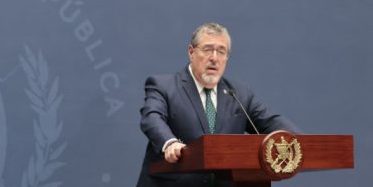 Presidente Arévalo aborda tema de la Usac y cómo las finanzas públicas se traducen en bienestar para las familias