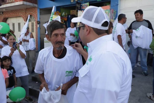 UNE realiza jornada de afiliación móvil en colonia Doraldina I, zona 2 de Mixco