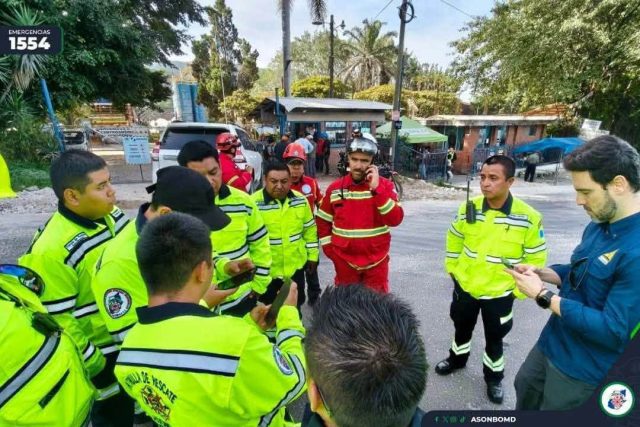 Aeronáutica confirma hallazgo de avioneta accidentada en San Miguel Pochuta y coordina plan de rescate