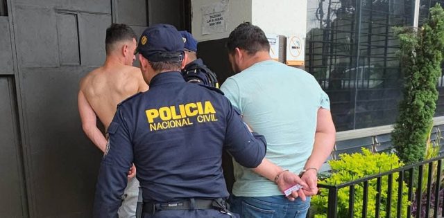 Responsables de atropellar a agentes de la PNC son capturados tras persecución