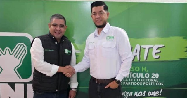 Diputado César Dávila da la bienvenida al nuevo Coordinador Municipal de la UNE en Amatitlán