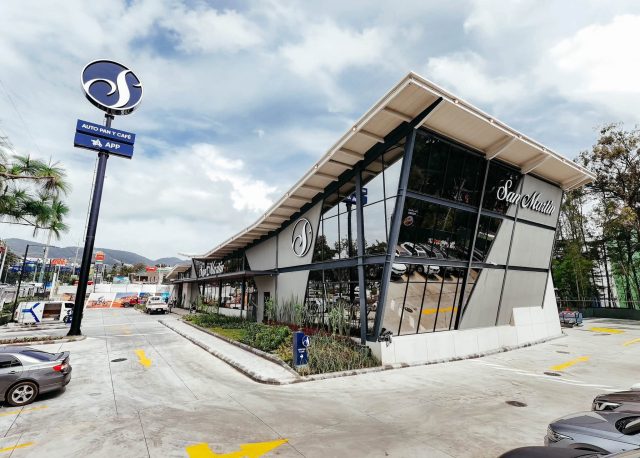 San Martín fortalece su expansión con una nueva tienda sobre la calzada Roosevelt