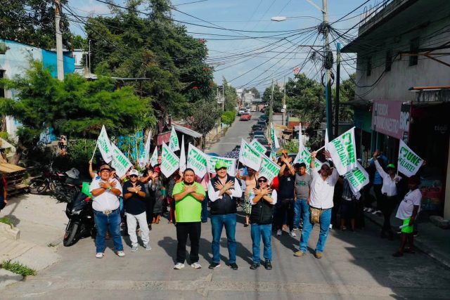 Jornada de Afiliación Móvil de la UNE llega a colonias de Bárcenas, Villa Nueva