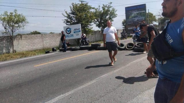 No hay paso por Rio Hondo, Zacapa