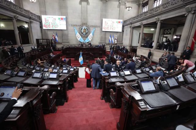 Congreso programa 31 interpelaciones a casi todo el gabinete de Bernardo Arévalo entre agosto y octubre