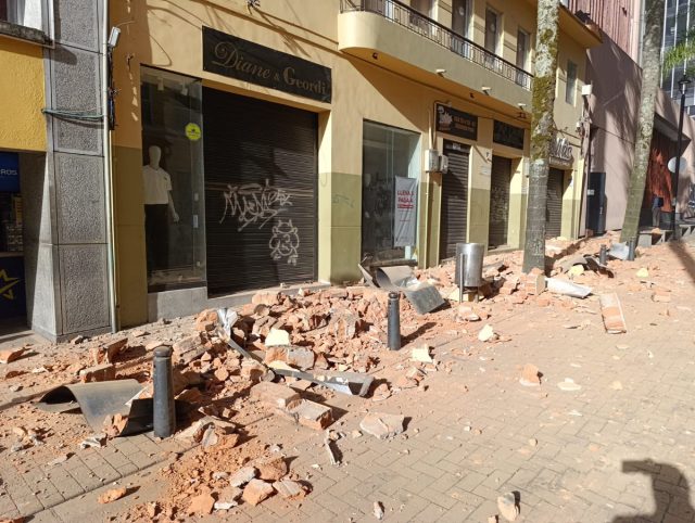 Al menos 20 muertos a causa del terremoto de magnitud 7,4 registrado en el noroeste de Colombia