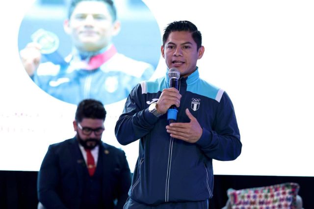 Con foro conmemoran Día Internacional de la Juventud en el Congreso de la República