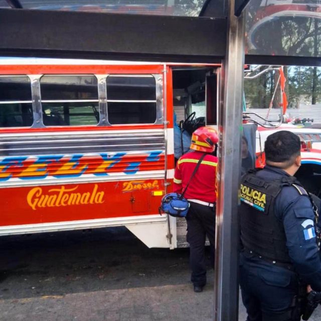 Sicarios disparan contra bus que se dirigía a Quiché. el piloto falleció