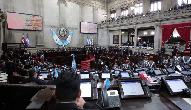 Otra vez se falla en la interpelación al Ministro de Desarrollo Social Abelardo Pintó