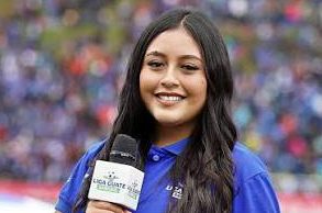 Periodista Elizabeth González denuncia veto de FEDEFUT tras cuestionar a la Selección Nacional