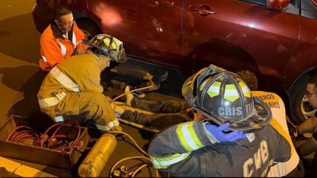 Hombre fallece atropellado y atrapado bajo vehículo en la calzada Roosevelt, zona 3