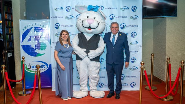 Laboratorios Biotest celebra 43 años de trayectoria al servicio de la salud en Guatemala