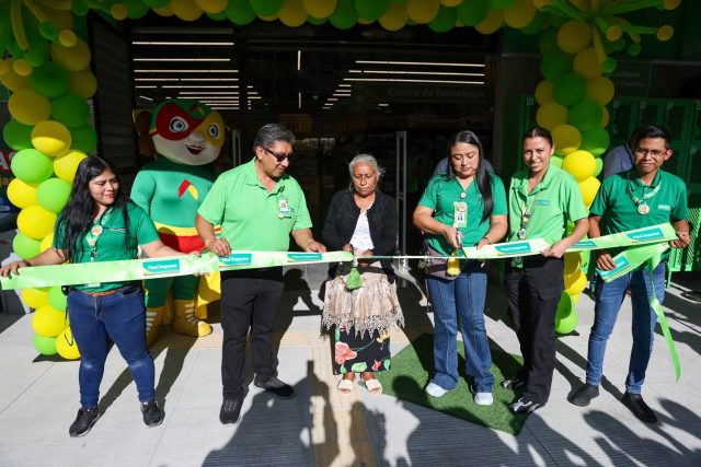 Walmart acelera su expansión en Guatemala con dos nuevas tiendas en el interior del país