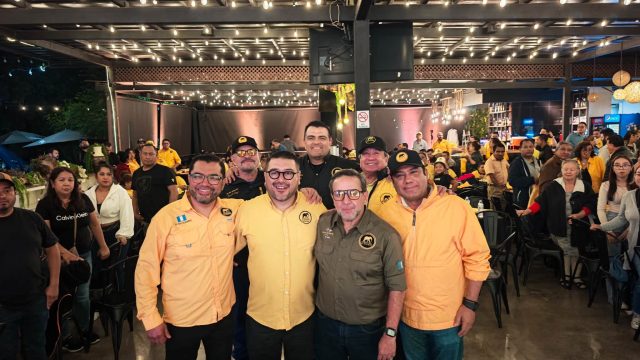 Lideres de Comunidad Elefante realizan jornada de organización en Villa Nueva