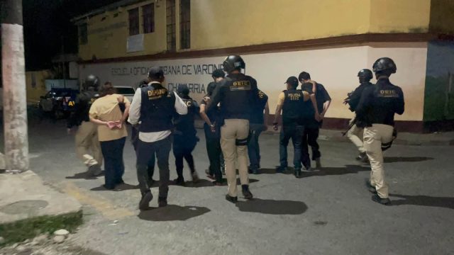 Terroristas del barrio 18 de Villa Nueva y Amatitlán capturados tras ataque armado a vehículo de la Coca Cola en Cobán