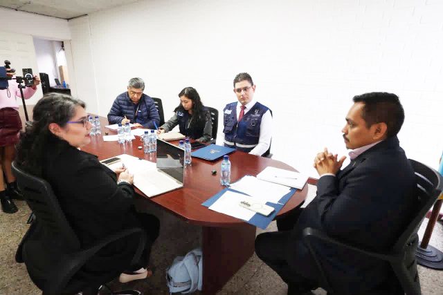 Denuncian que en Hospital San Juan de Dios dan comida descompuesta
