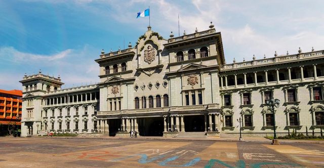 Conceden permiso laboral a servidores públicos este lunes 19 de septiembre en el marco del Día de la Revolución