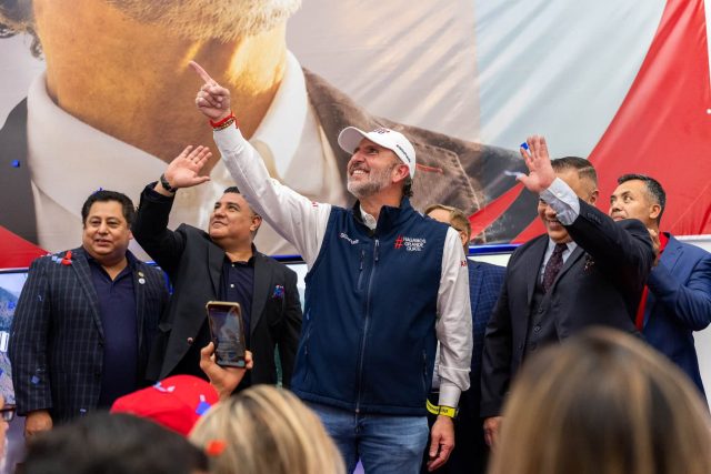 Roberto Arzú se integra al Partido Fuerza y desde ya es el precandidato presidencial