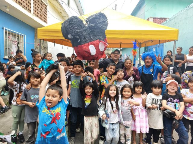 Todos por los Niños de Chinautla