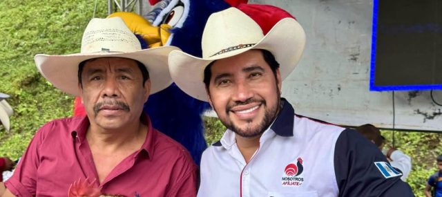 El Gallo llegó a Senahú, Alta Verapaz