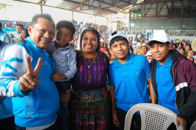VIVA proclama a sus candidatos a diputados por Sololá