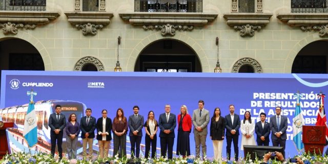 Presidente Arévalo destaca que el proyecto del Metroriel mejorará la movilidad en la capital